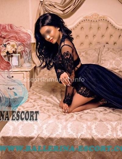 Hure Niamh - Foto 1 №1793